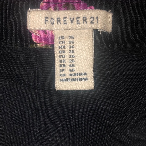 Black Rose Skirt Forever 21 - Picture 5 of 6